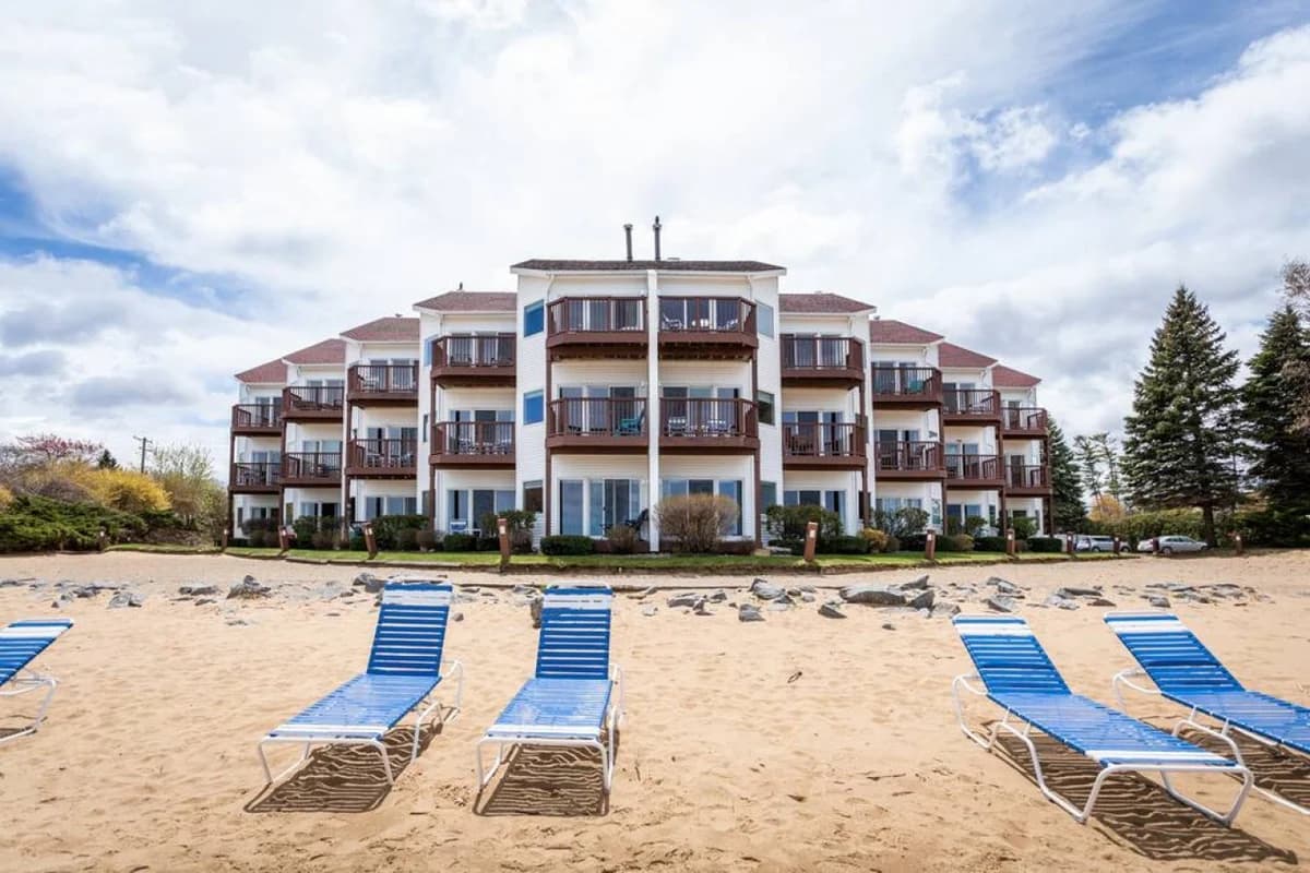 Sauna Beach Bliss 211|Balcony|Beach Front|Beach|Downtown photo 47