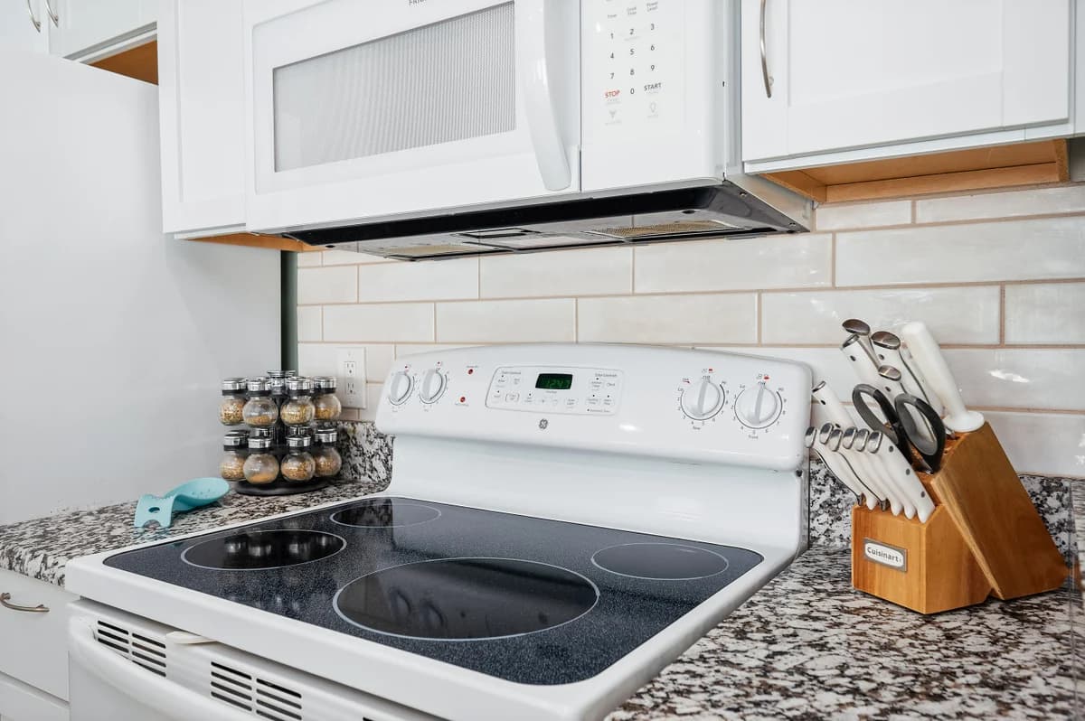 Sauna Beach Haven 106 | Beachfront Condo Near Downtown & TART Trail photo 18