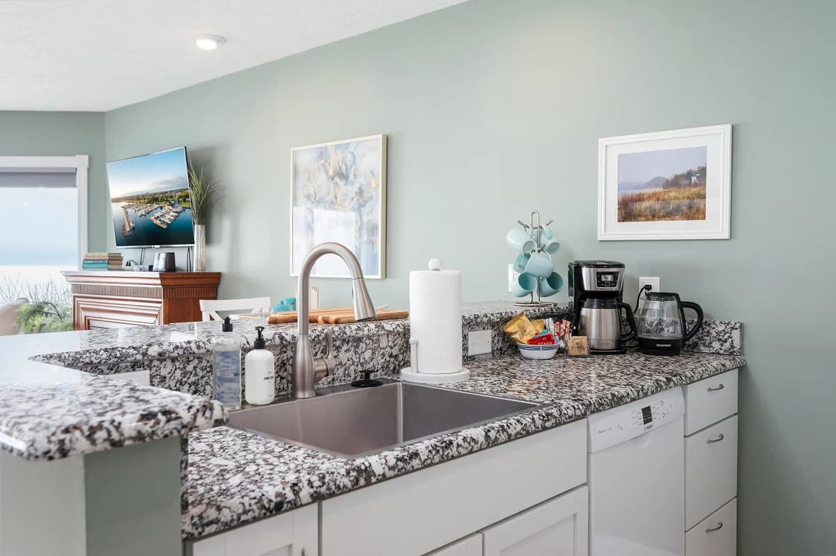 Sauna Beach Haven 106 | Beachfront Condo Near Downtown & TART Trail photo 19