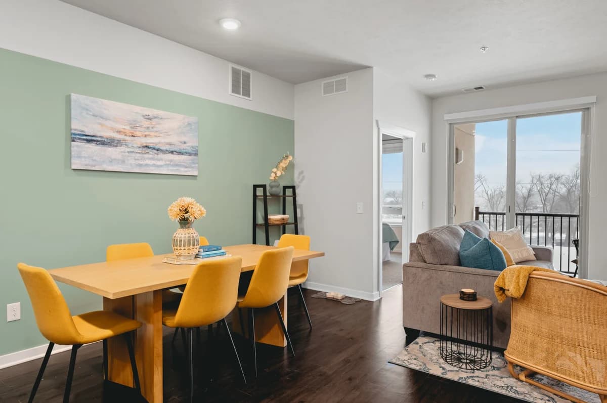 Shoreline: 2BR Condo Near Downtown, The Bay and Wineries photo 4