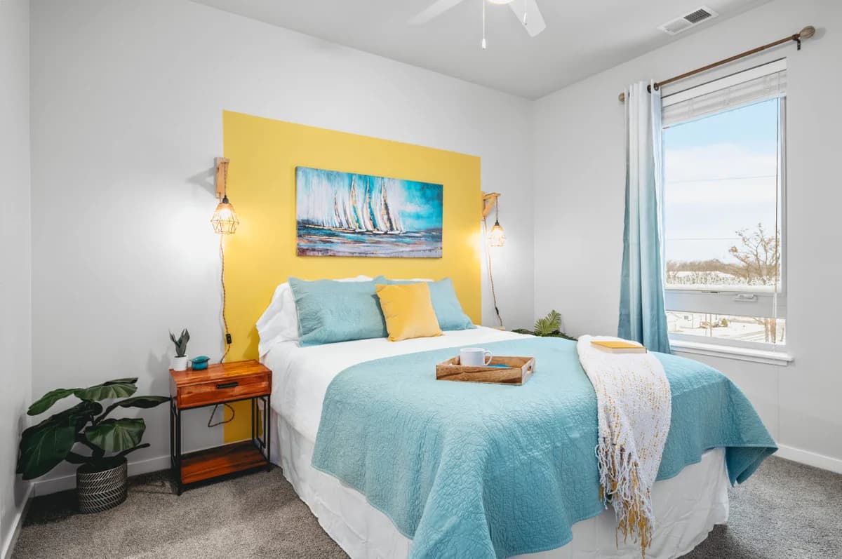 Shoreline: 2BR Condo Near Downtown, The Bay and Wineries photo 16