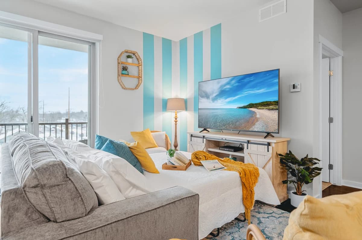 Shoreline: 2BR Condo Near Downtown, The Bay and Wineries photo 28