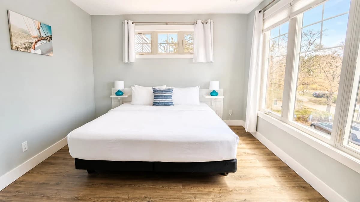 The Aerie 15 | 2BR | Rooftop Patio | Downtown photo 11