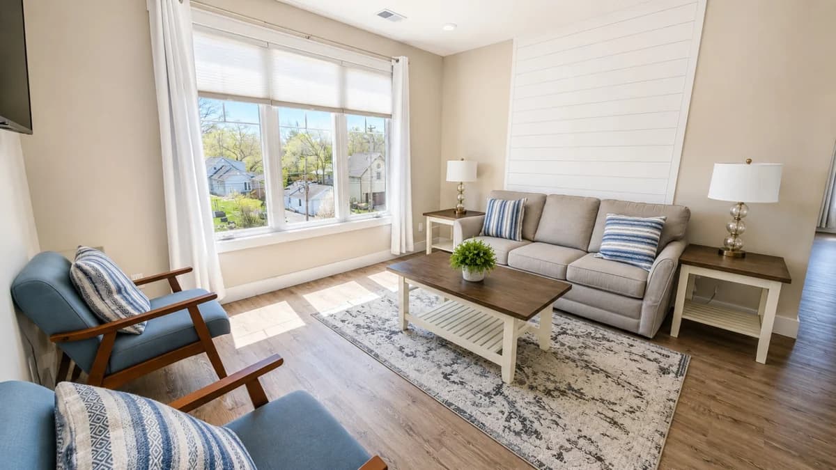 The Ember 13 | 2BR | Rooftop Patio | Downtown photo 4