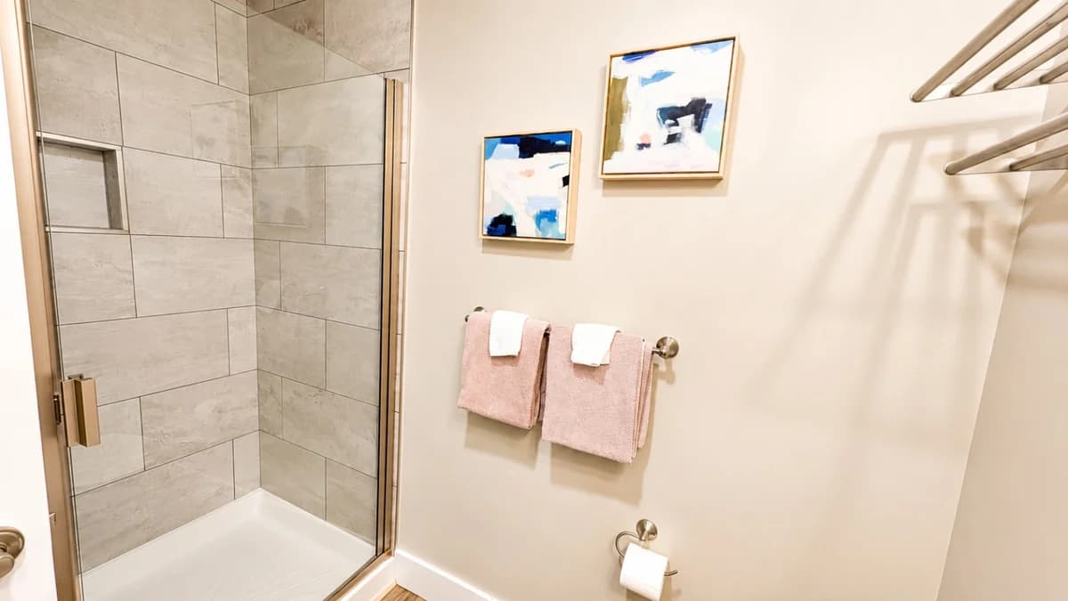 The Ember 13 | 2BR | Rooftop Patio | Downtown photo 17