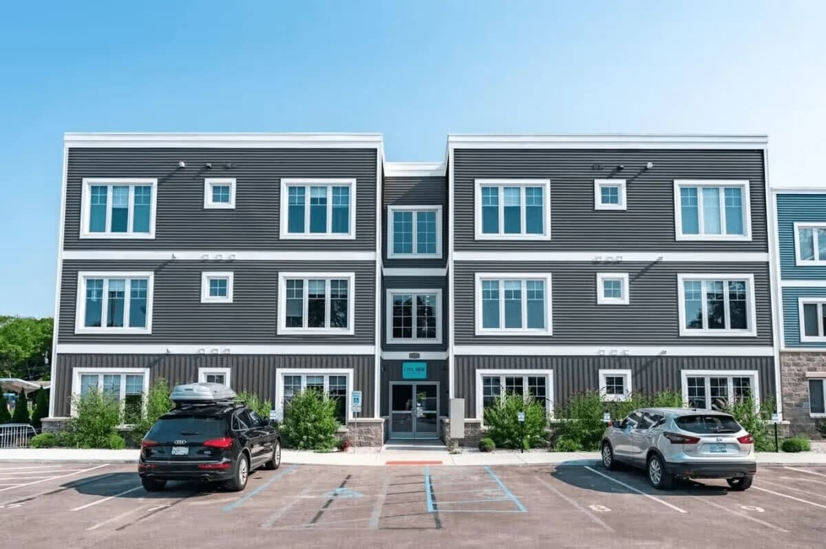 The Ember 13 | 2BR | Rooftop Patio | Downtown photo 19