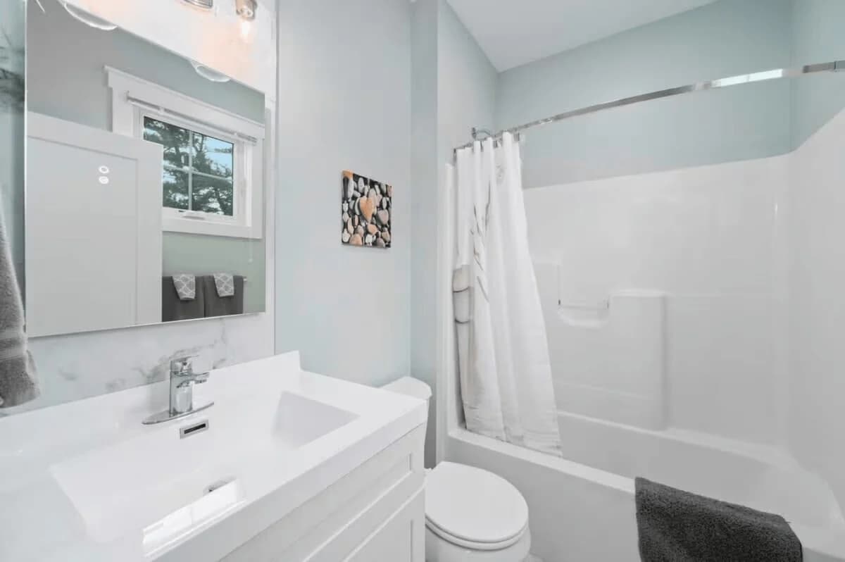 The Nest 7 | 2BR | Rooftop Patio | Downtown photo 10