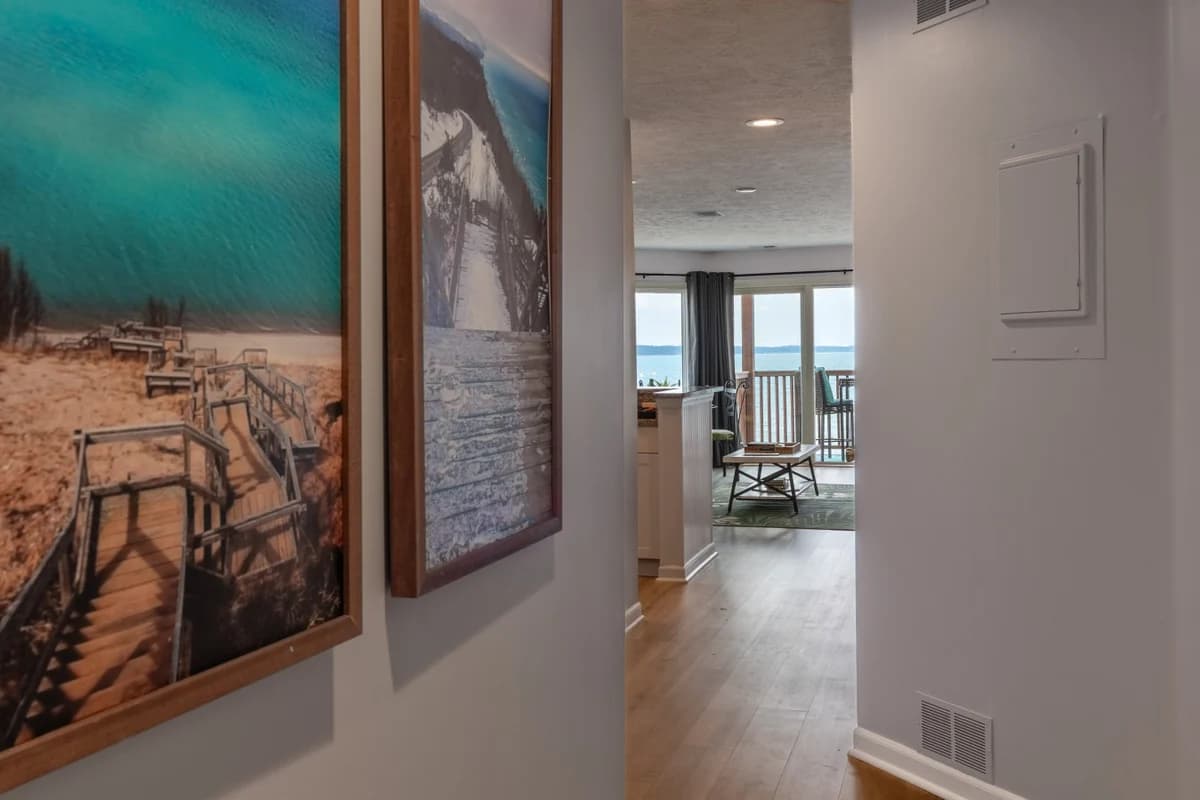 Waterfront Haven 215|Balcony|Direct Beach Access|Near Downtown photo 6