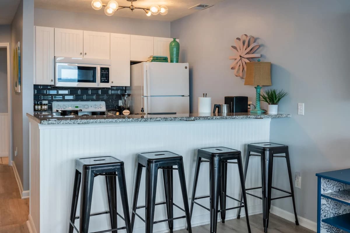 Waterfront Haven 215|Balcony|Direct Beach Access|Near Downtown photo 31