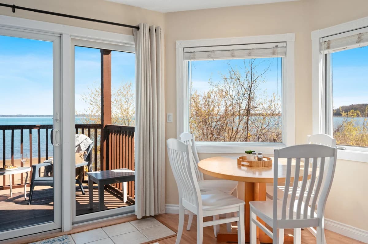 Waters Edge 220 | Beachfront Condo | Balcony | Near Downtown photo 8