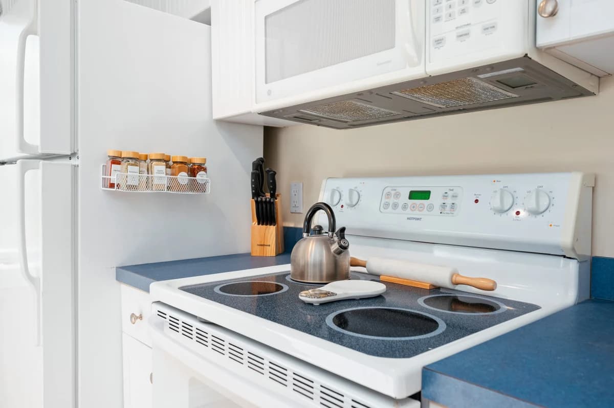Waters Edge 220 | Beachfront Condo | Balcony | Near Downtown photo 19