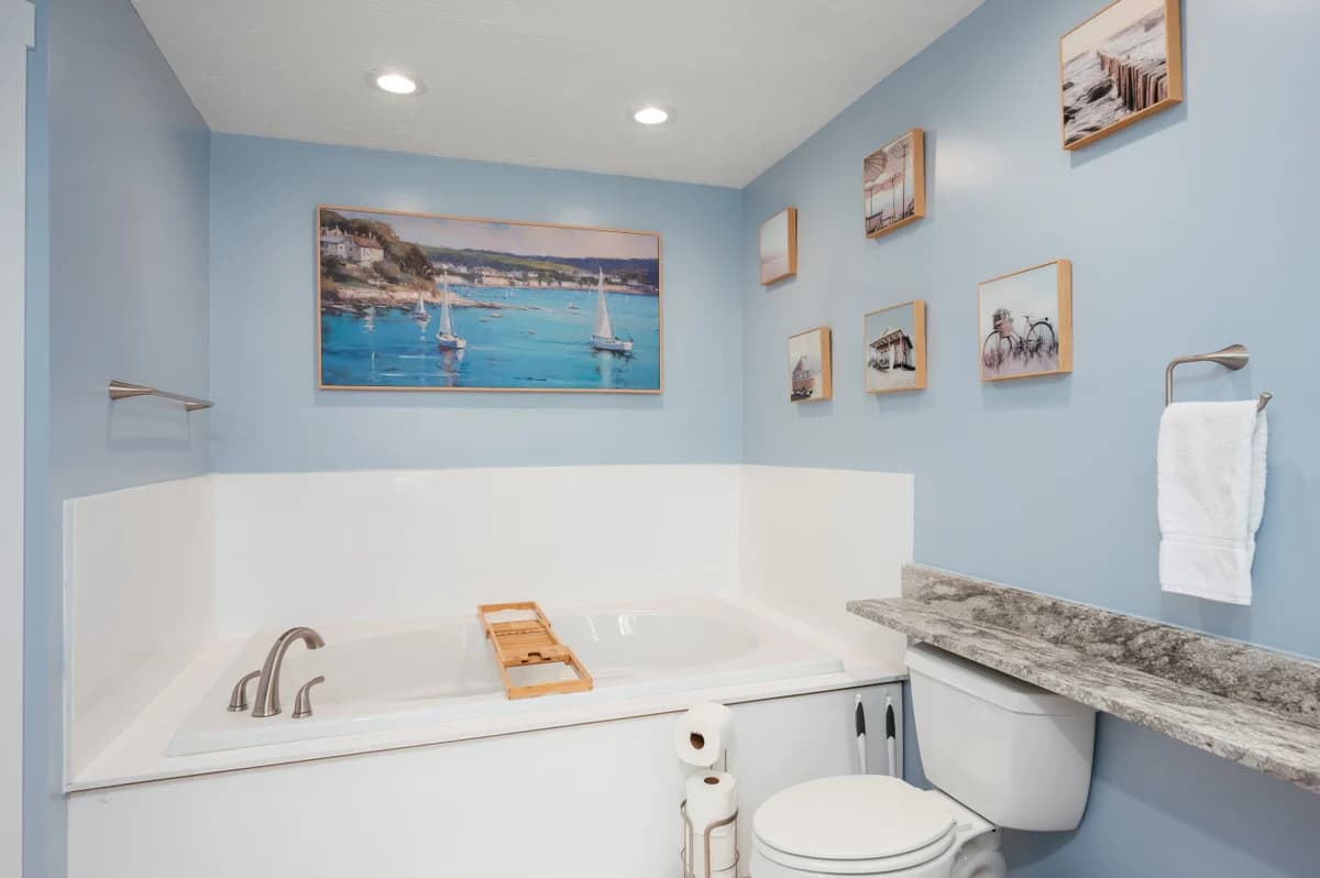 Waters Edge 220 | Beachfront Condo | Balcony | Near Downtown photo 38