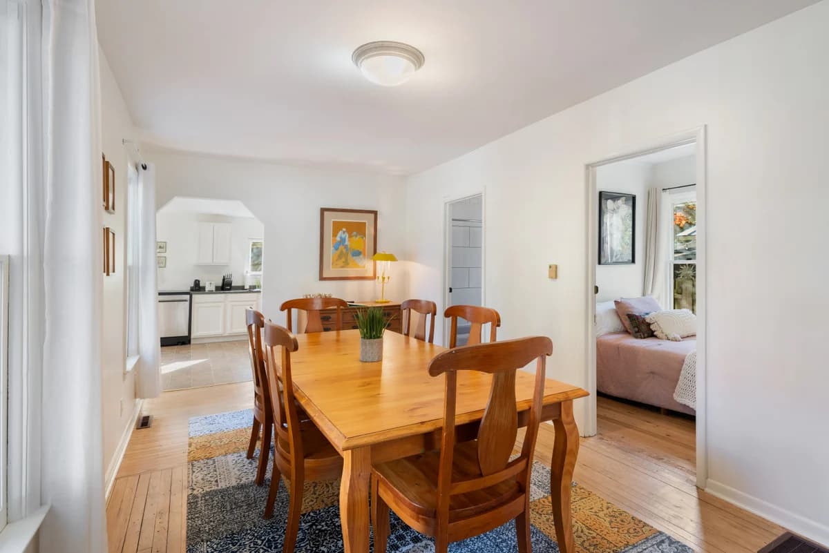 White House Retreat 3BR Downtown photo 18